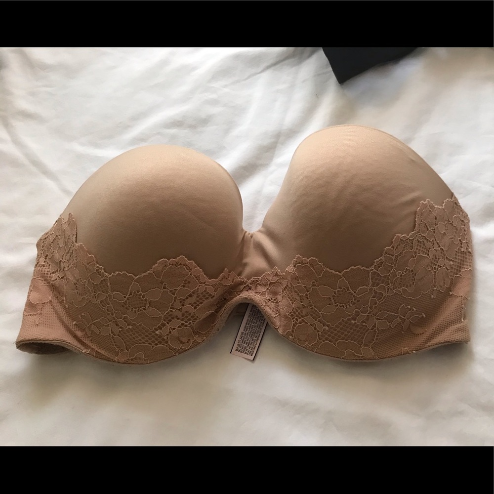 Victoria’s Secret Nude Bra